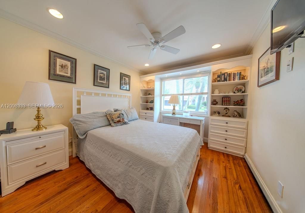 En Venta: $1,385,000 (6 camas, 3 baños, 3812 Pies cuadrados)