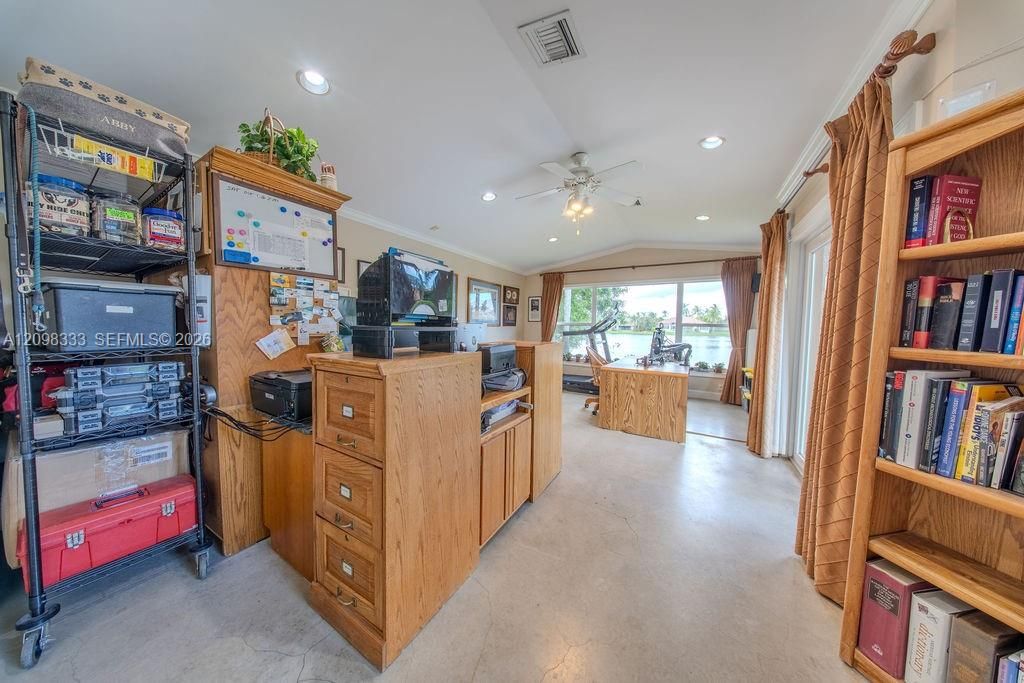 En Venta: $1,385,000 (6 camas, 3 baños, 3812 Pies cuadrados)