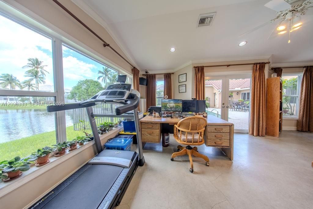 En Venta: $1,385,000 (6 camas, 3 baños, 3812 Pies cuadrados)