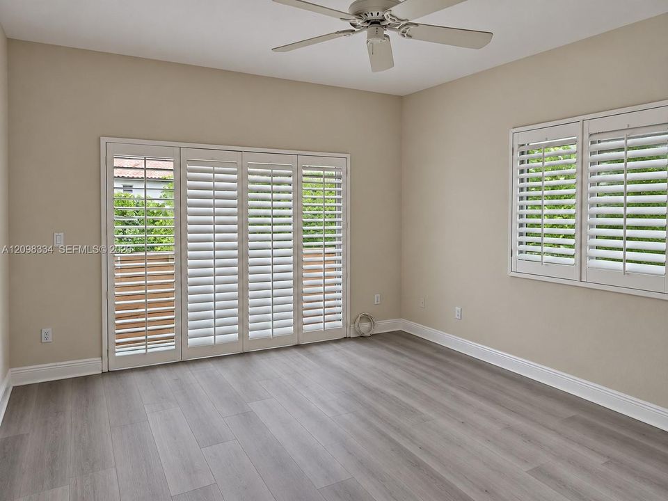 For Sale: $1,425,000 (3 beds, 2 baths, 2460 Square Feet)