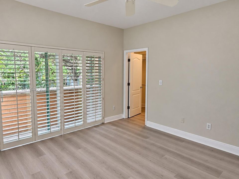 For Sale: $1,425,000 (3 beds, 2 baths, 2460 Square Feet)