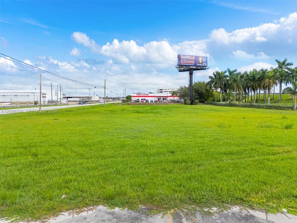 ADJACENT LAND ALSO FOR SALE CLEAN AND READY TO GO.