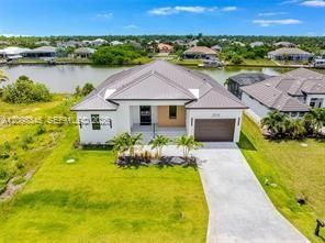 For Sale: $1,704,000 (5 beds, 4 baths, 3080 Square Feet)