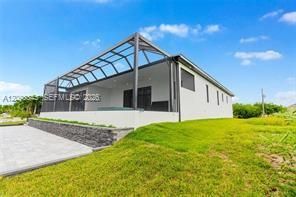 For Sale: $1,704,000 (5 beds, 4 baths, 3080 Square Feet)