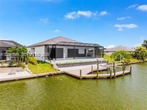 For Sale: $1,704,000 (5 beds, 4 baths, 3080 Square Feet)