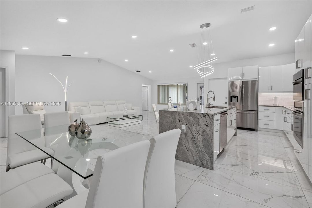 En Venta: $599,999 (3 camas, 2 baños, 1873 Pies cuadrados)