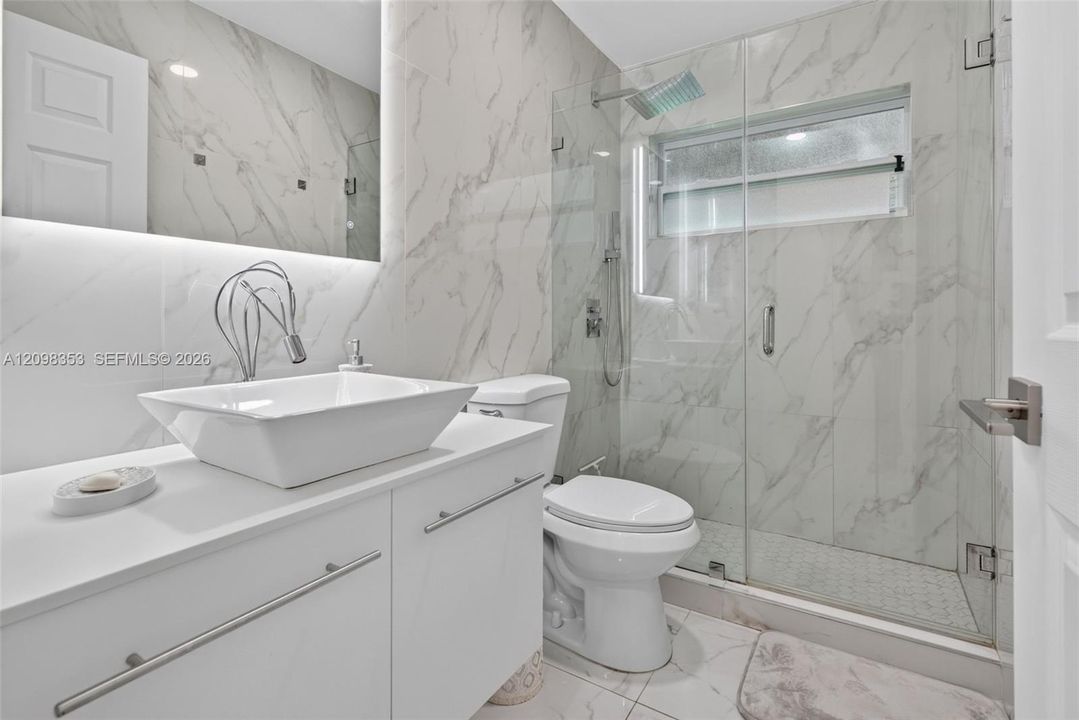 En Venta: $599,999 (3 camas, 2 baños, 1873 Pies cuadrados)