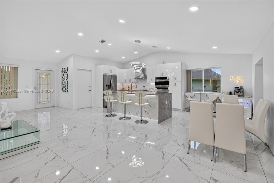 En Venta: $599,999 (3 camas, 2 baños, 1873 Pies cuadrados)