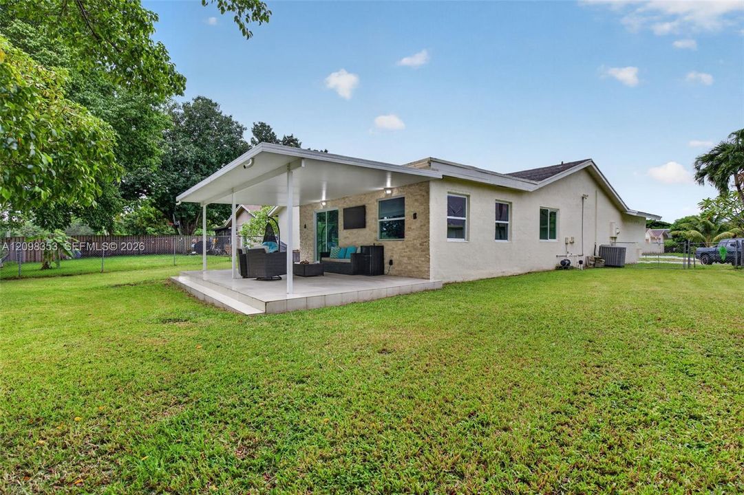 En Venta: $599,999 (3 camas, 2 baños, 1873 Pies cuadrados)