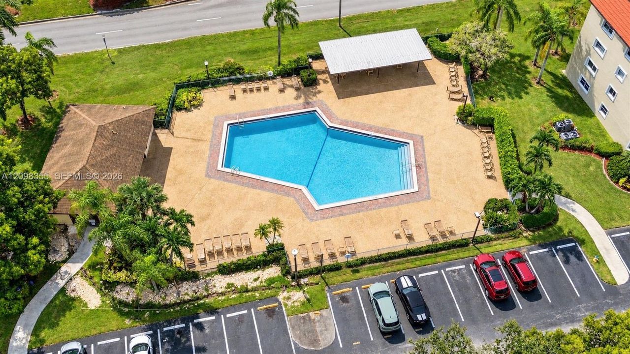 En Venta: $279,000 (2 camas, 2 baños, 1192 Pies cuadrados)