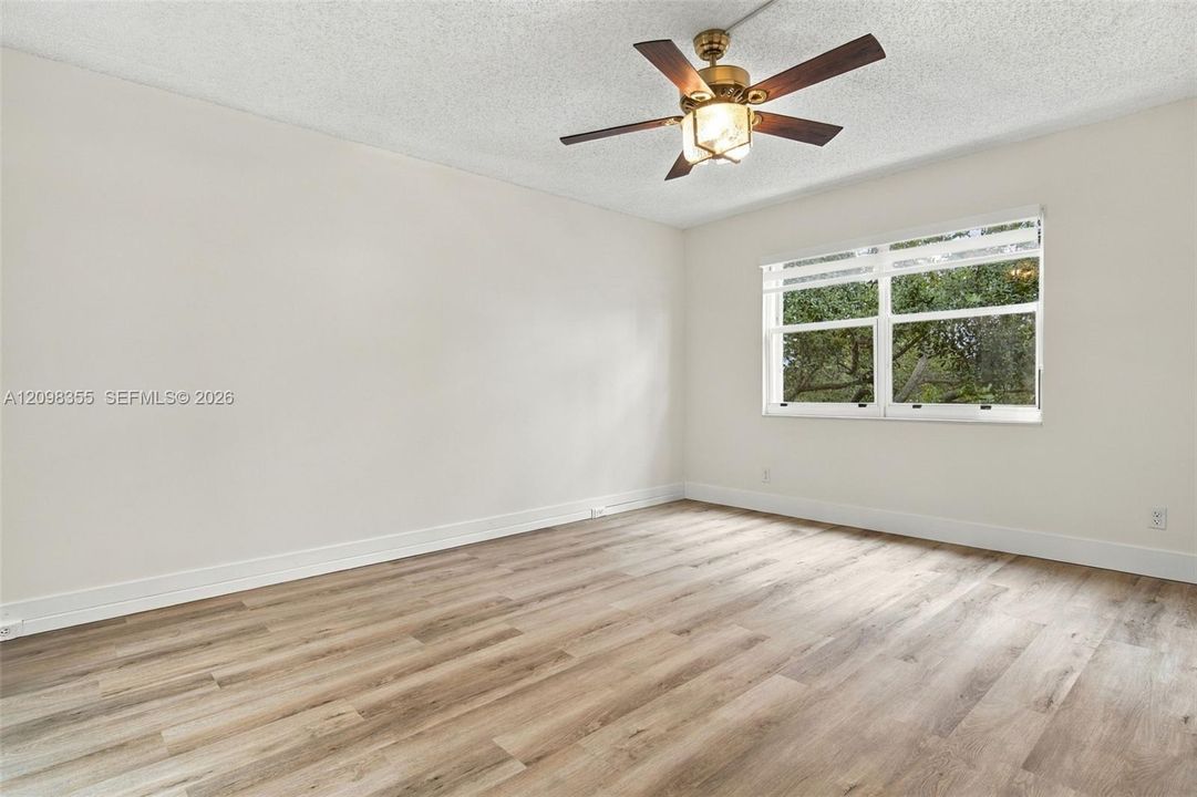 En Venta: $279,000 (2 camas, 2 baños, 1192 Pies cuadrados)
