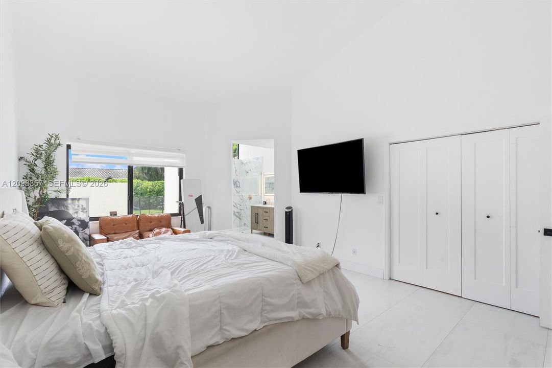 Spacious Master with high ceilings