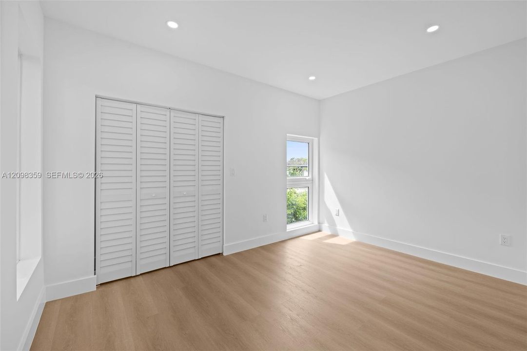 For Sale: $950,000 (3 beds, 2 baths, 0 Square Feet)