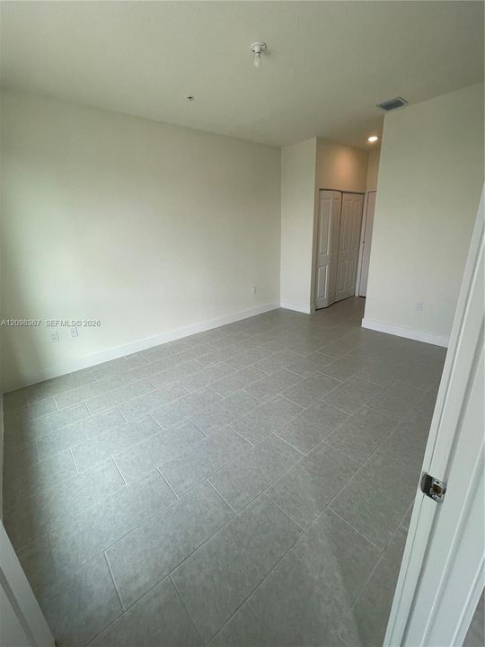 For Rent: $3,250 (2 beds, 2 baths, 1124 Square Feet)