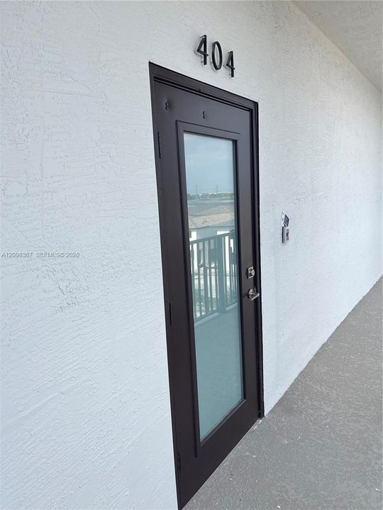 For Rent: $3,250 (2 beds, 2 baths, 1124 Square Feet)