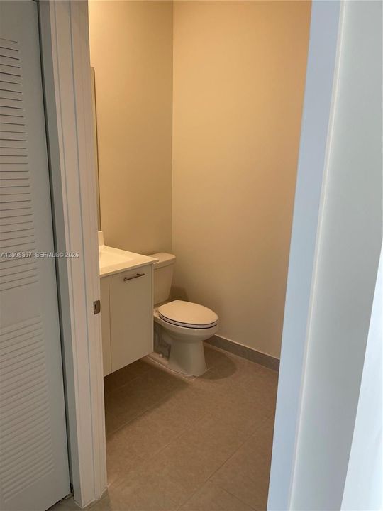 For Rent: $3,250 (2 beds, 2 baths, 1124 Square Feet)