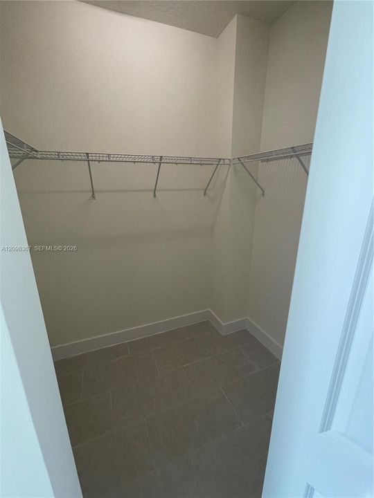 For Rent: $3,250 (2 beds, 2 baths, 1124 Square Feet)