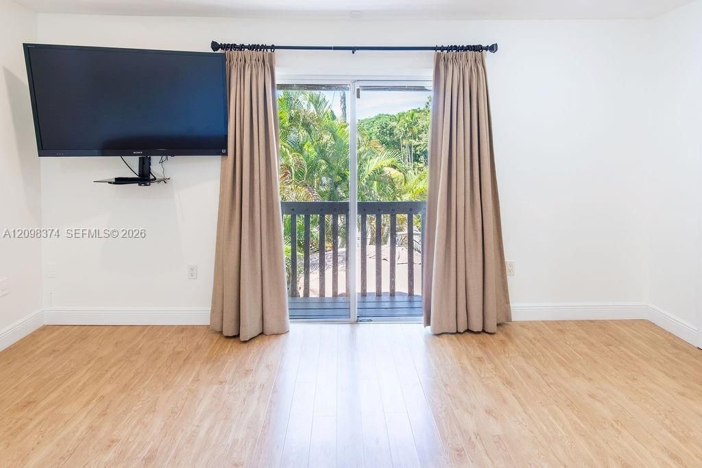 Main Bedroom Balcony