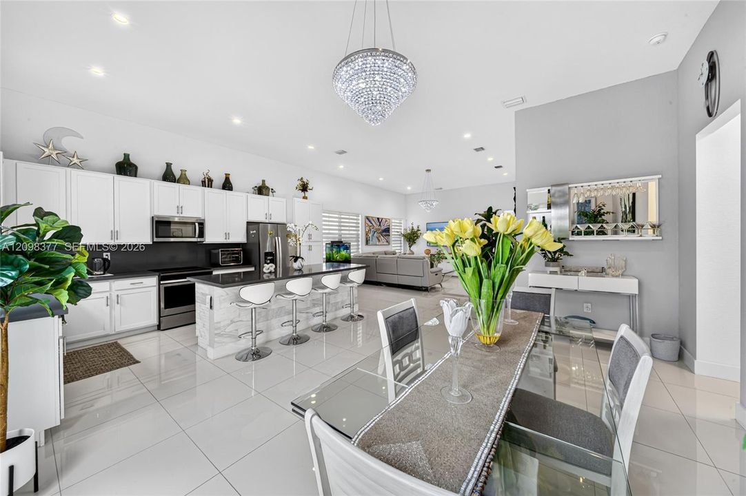 For Sale: $875,000 (4 beds, 3 baths, 2085 Square Feet)