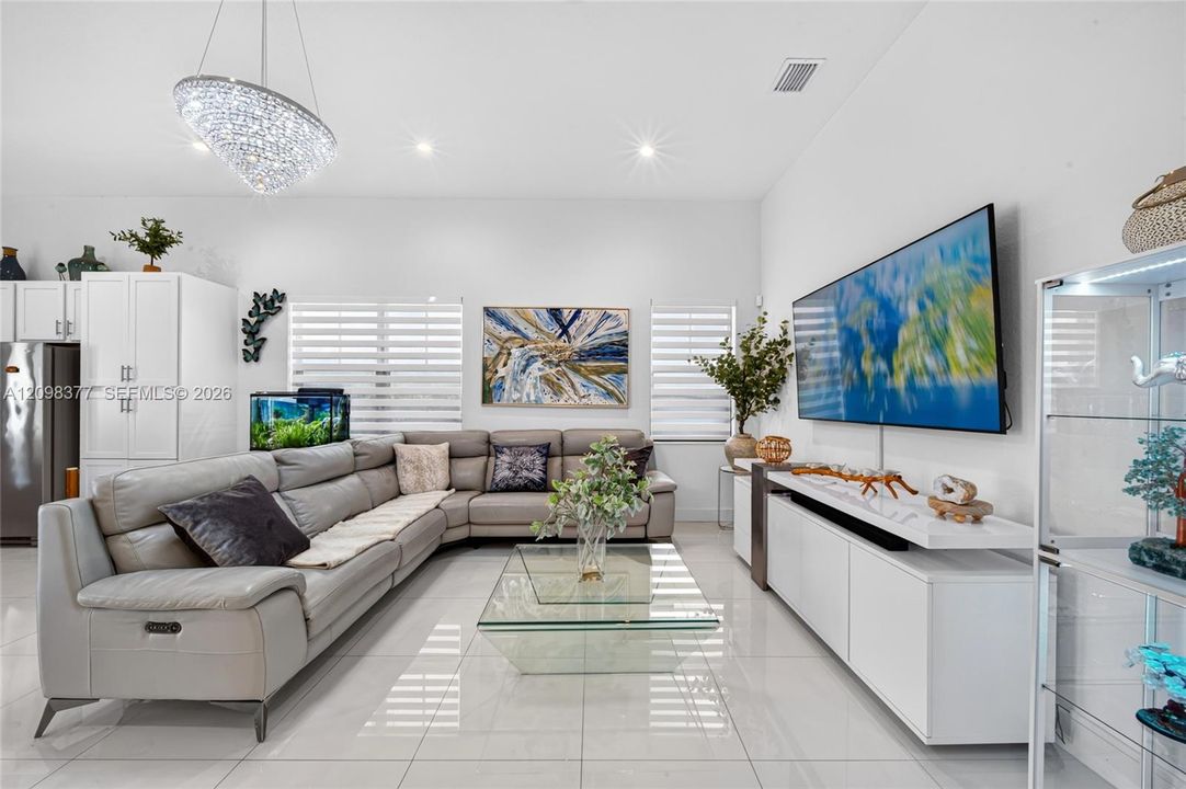 For Sale: $875,000 (4 beds, 3 baths, 2085 Square Feet)