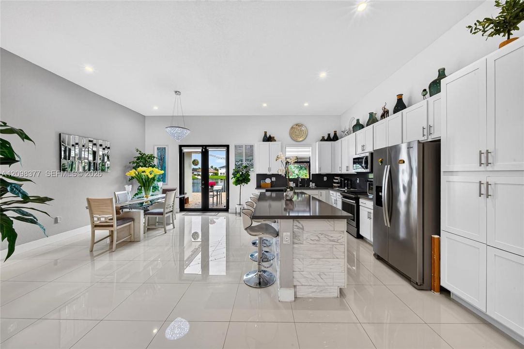 For Sale: $875,000 (4 beds, 3 baths, 2085 Square Feet)