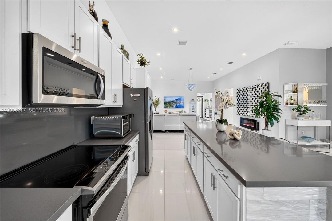 For Sale: $875,000 (4 beds, 3 baths, 2085 Square Feet)