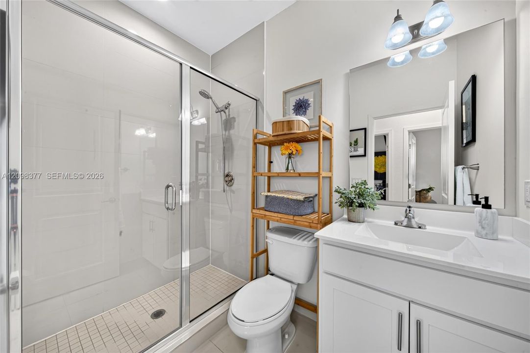 For Sale: $875,000 (4 beds, 3 baths, 2085 Square Feet)