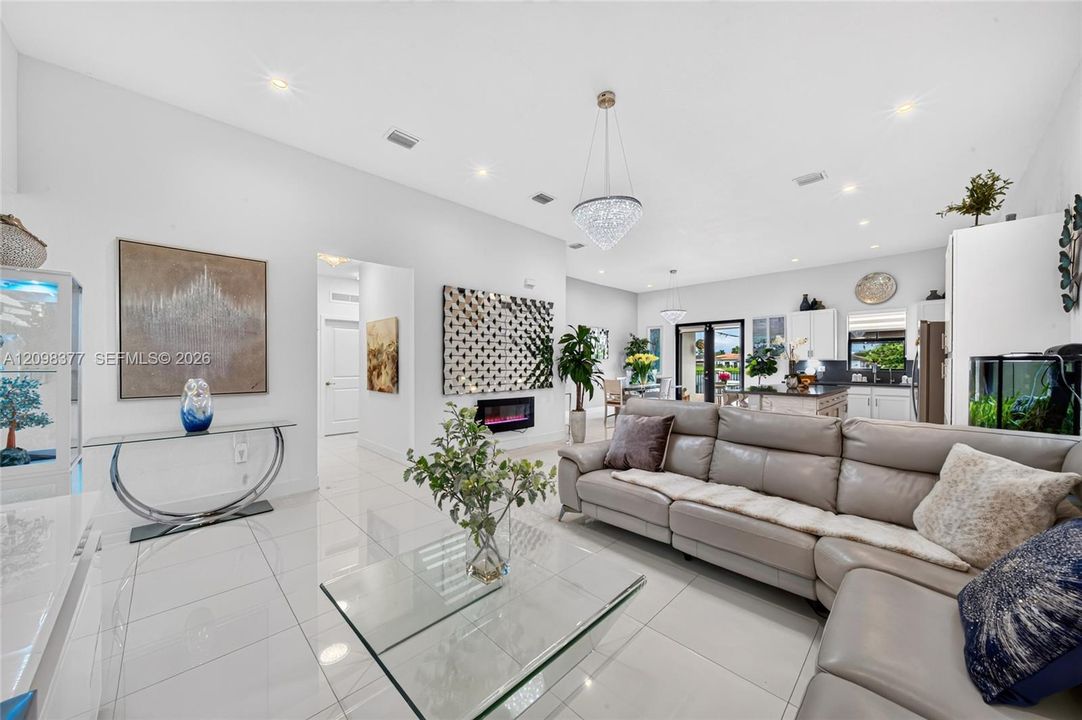 For Sale: $875,000 (4 beds, 3 baths, 2085 Square Feet)