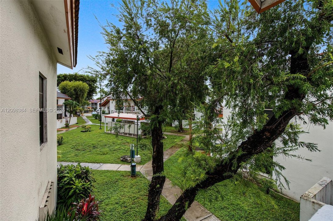 En Venta: $259,000 (2 camas, 2 baños, 847 Pies cuadrados)