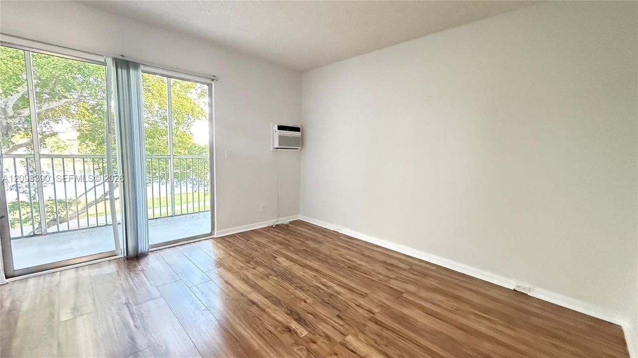 For Rent: $1,490 (1 beds, 1 baths, 685 Square Feet)