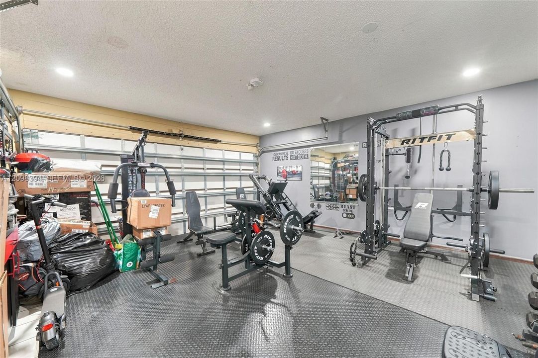 En Venta: $849,500 (4 camas, 3 baños, 2082 Pies cuadrados)