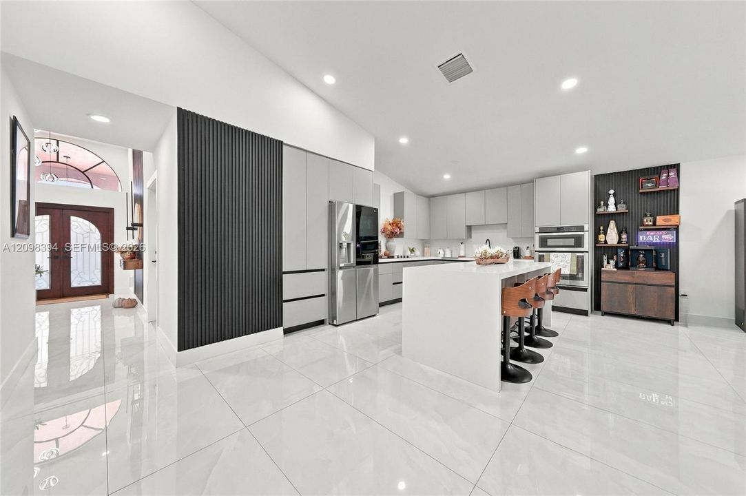 En Venta: $849,500 (4 camas, 3 baños, 2082 Pies cuadrados)