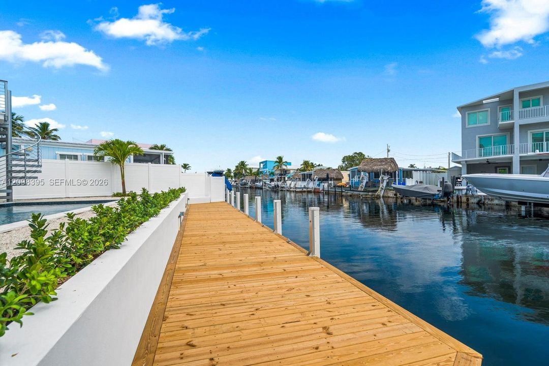 For Sale: $3,995,000 (4 beds, 4 baths, 2952 Square Feet)