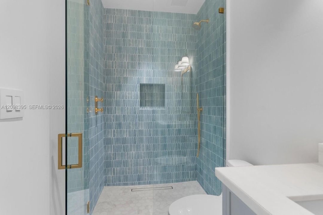 For Sale: $3,995,000 (4 beds, 4 baths, 2952 Square Feet)
