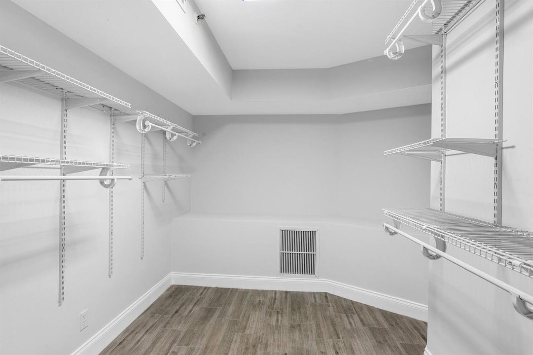 Walk In Closet