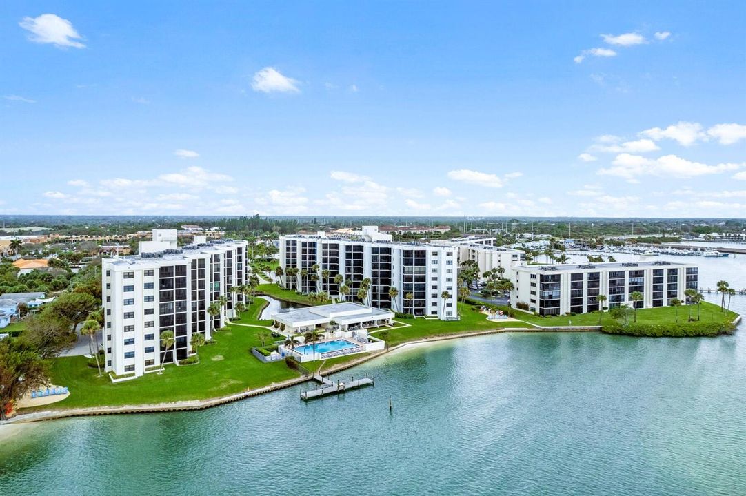 19800 Sandpointe Bay 203_44_MLS