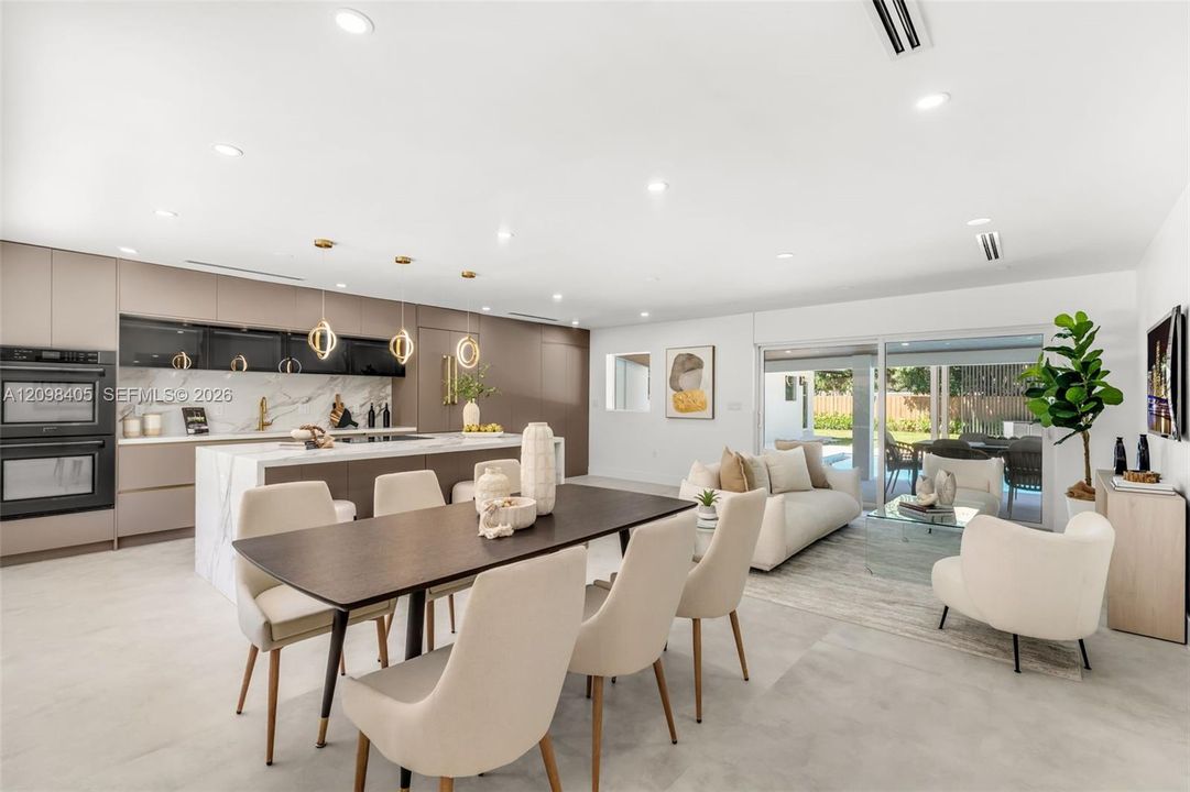For Sale: $1,985,000 (5 beds, 4 baths, 2307 Square Feet)