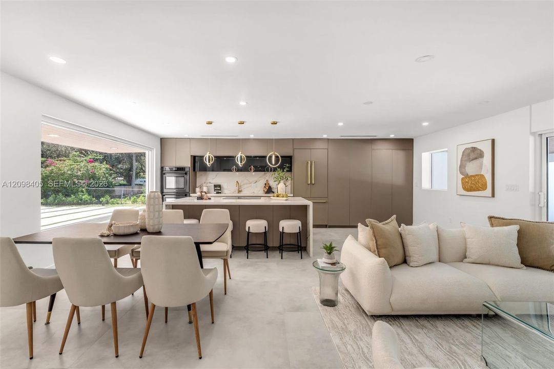 For Sale: $1,985,000 (5 beds, 4 baths, 2307 Square Feet)