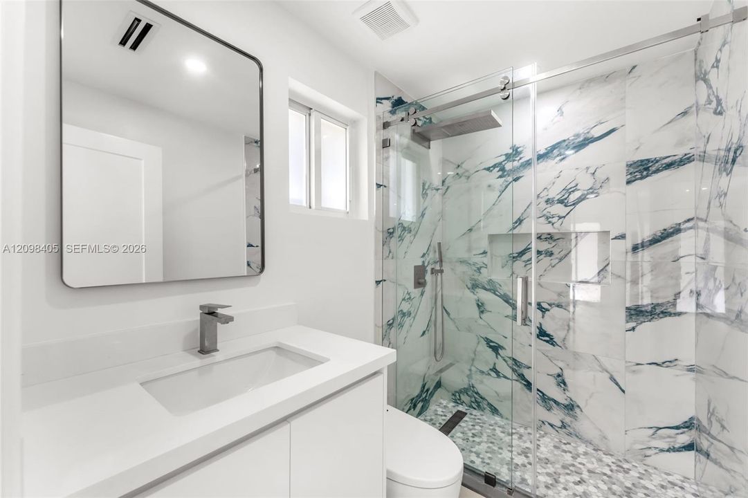 For Sale: $1,985,000 (5 beds, 4 baths, 2307 Square Feet)