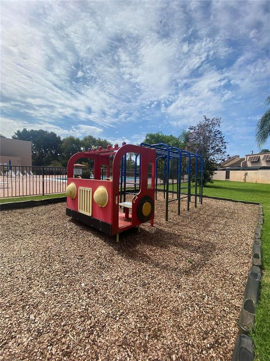 En Venta: $424,000 (2 camas, 2 baños, 1368 Pies cuadrados)