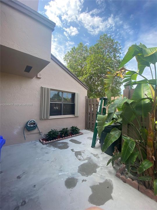 En Venta: $424,000 (2 camas, 2 baños, 1368 Pies cuadrados)