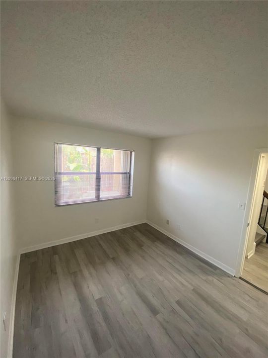 En Venta: $424,000 (2 camas, 2 baños, 1368 Pies cuadrados)