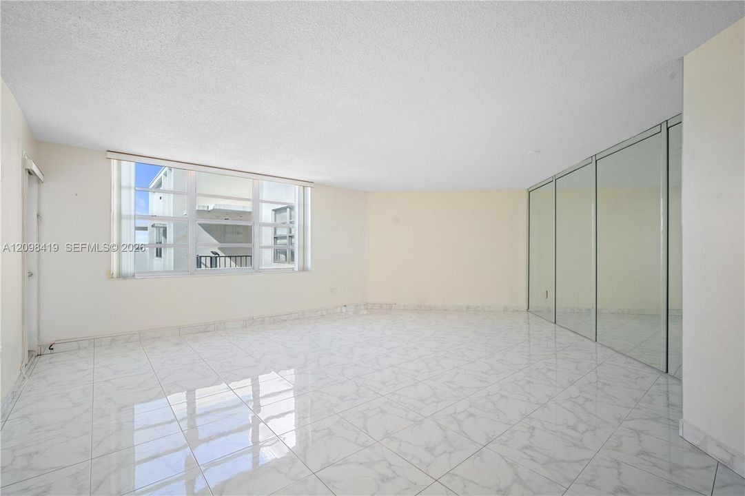 En Renta: $2,199 (1 camas, 2 baños, 870 Pies cuadrados)