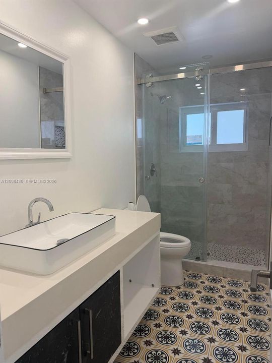 For Sale: $1,090,000 (4 beds, 3 baths, 2205 Square Feet)