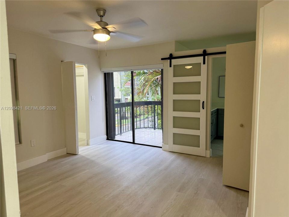 В аренду: $2,800 (3 спален, 2 ванн, 1102 Квадратных фут)