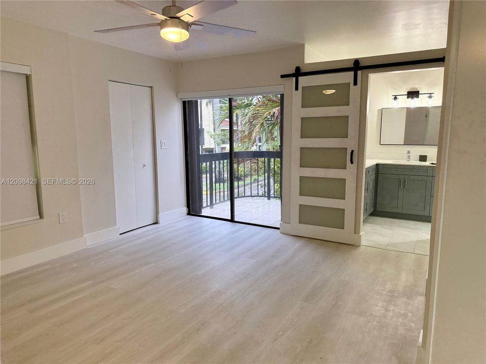 В аренду: $2,800 (3 спален, 2 ванн, 1102 Квадратных фут)