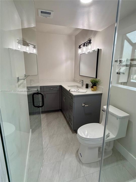 В аренду: $2,800 (3 спален, 2 ванн, 1102 Квадратных фут)
