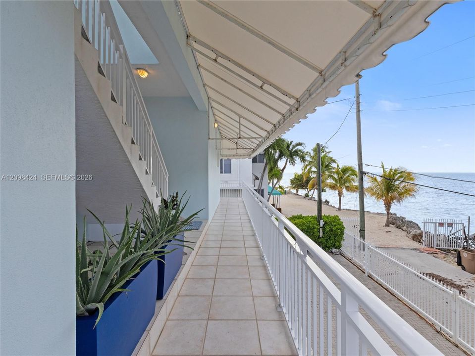 En Venta: $2,000,000 (3 camas, 3 baños, 1206 Pies cuadrados)