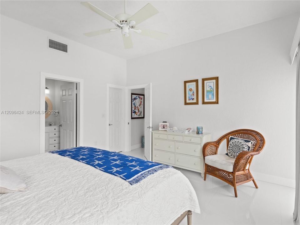 En Venta: $2,000,000 (3 camas, 3 baños, 1206 Pies cuadrados)