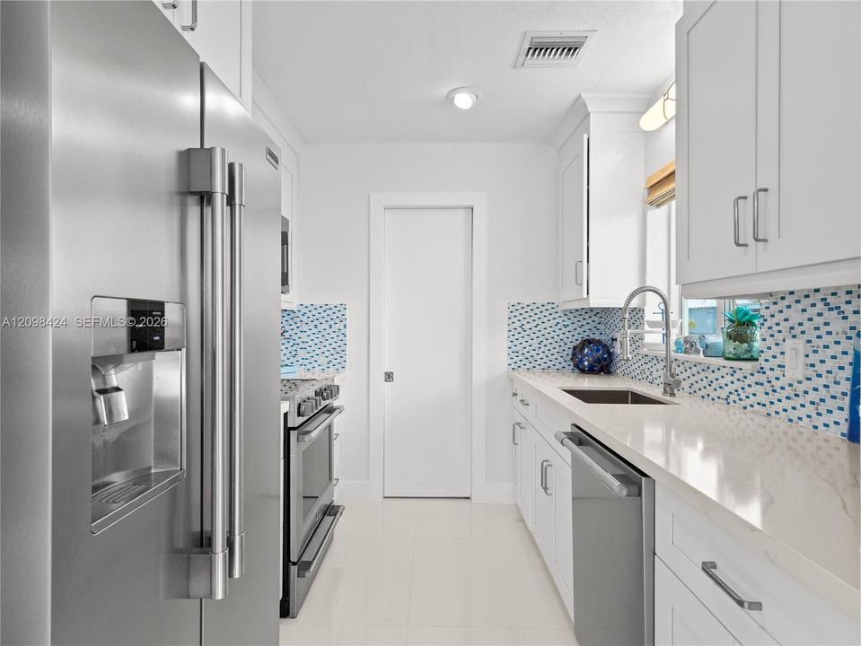 En Venta: $2,000,000 (3 camas, 3 baños, 1206 Pies cuadrados)